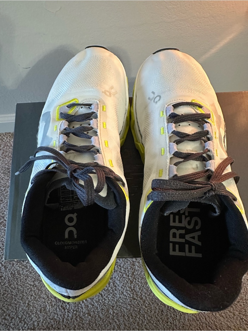 On Cloudmonster Hyper, Women’s White & Neon Yellow Cloud Running Shoes. Size 9 - Picture 7 of 8